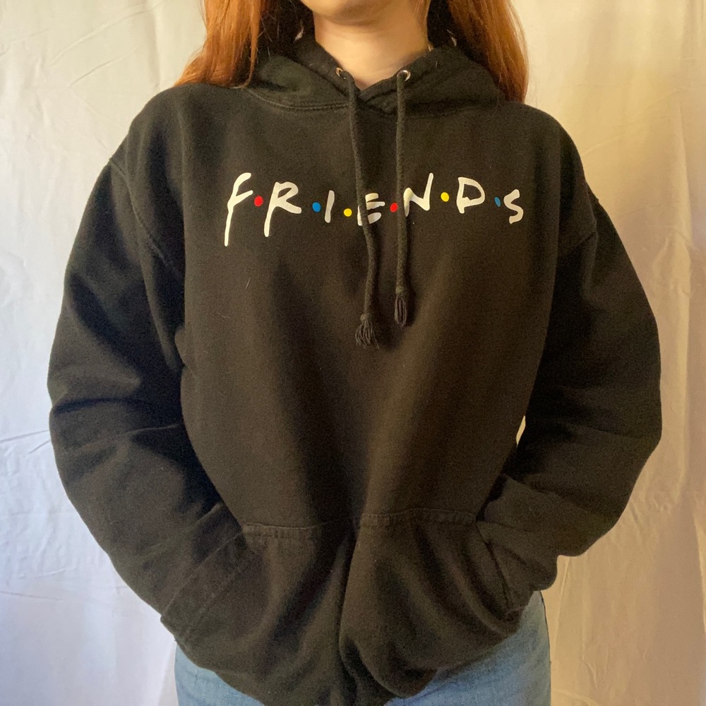 Comfy black FRIENDS show logo hooded sweatshirt / hoodie